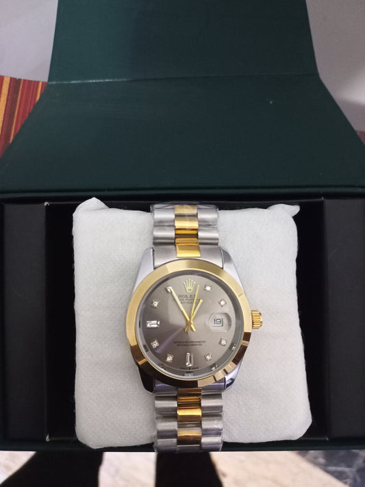 👑 Rolex Watch – The King of Timepieces 👑Own the iconic look of Rolex without the heavy price tag!
🔥 First Copy – Premium Finish, Luxury Feel